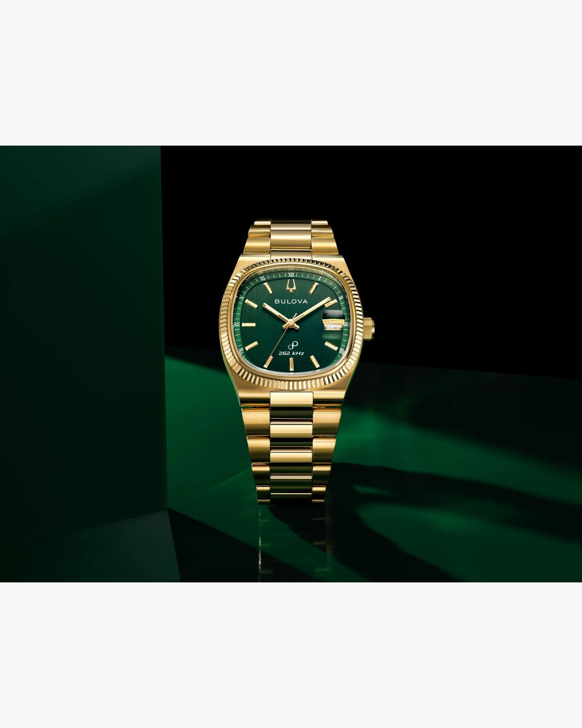Bulova Super Seville PVD Dorado, Carátula Verde — Caballero