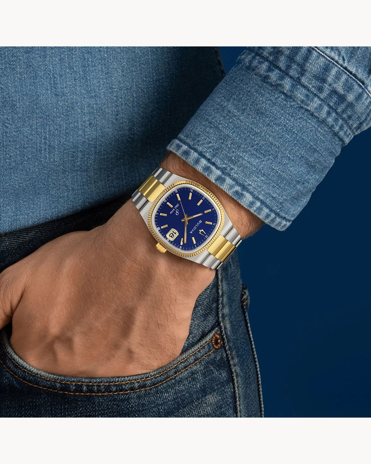 Bulova Super Seville PVD Dorado, Carátula Azul — Caballero