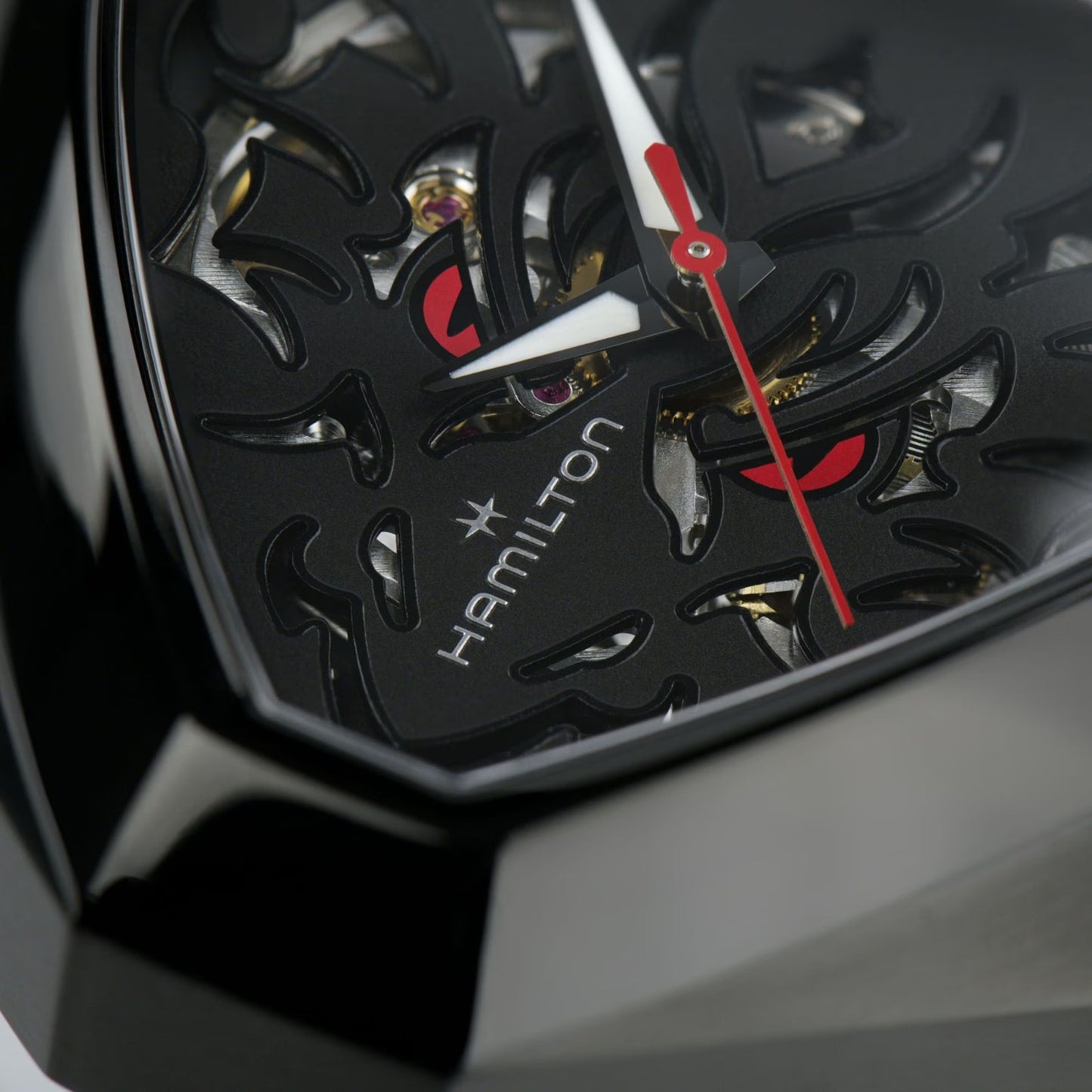 Hamilton Ventura Elvis80 Skeleton Dragon, PVD Negro — Unisex