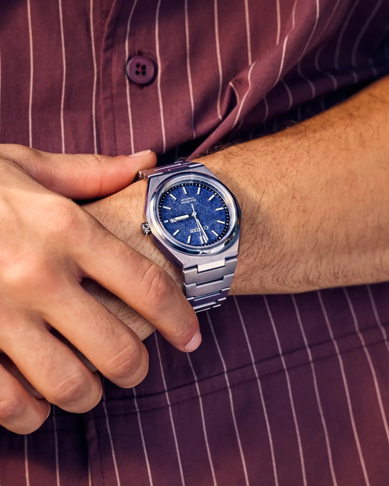 Citizen Súper Titanio Eco-Drive, Carátula Azul — Caballero