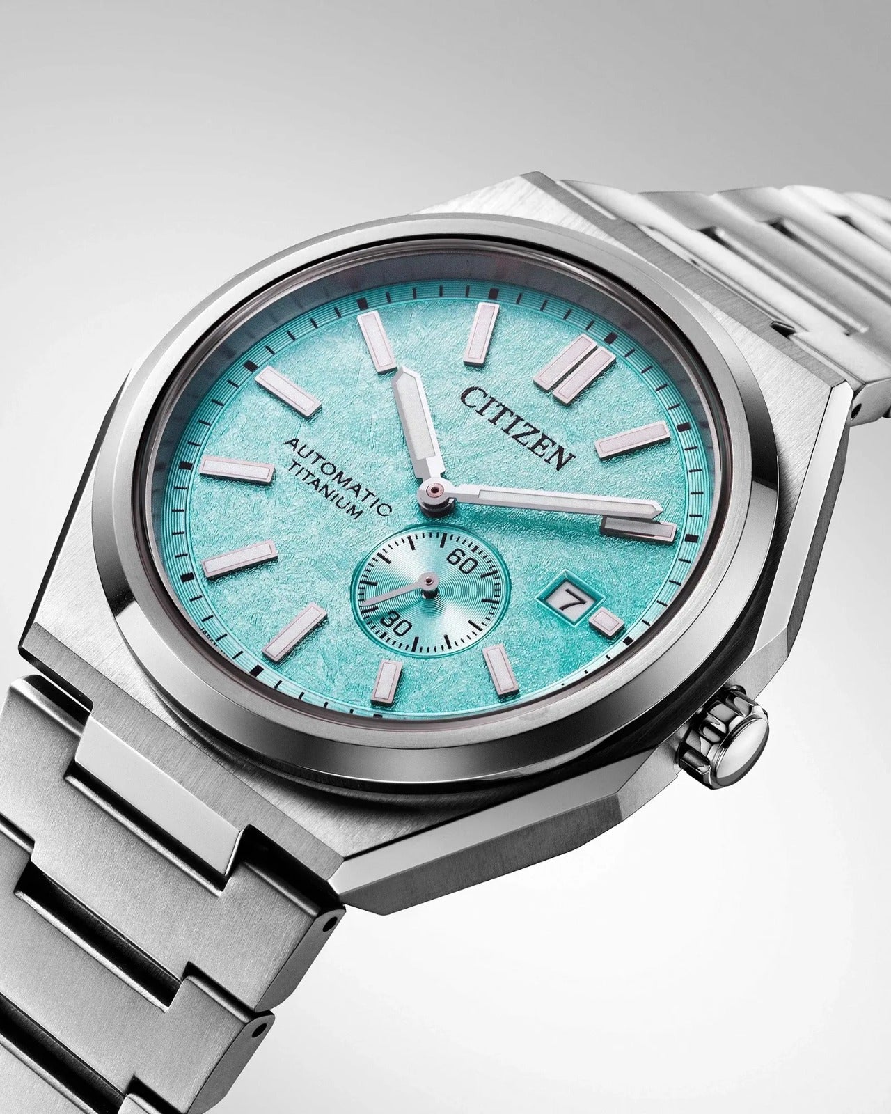 Citizen Súper Titanio Automático, Carátula Azul Turquesa — Caballero
