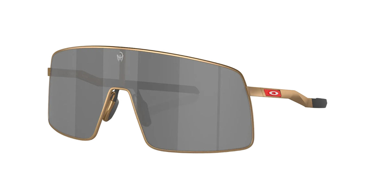 Oakley Sutro TI Patrick Mahomes II Collection, Titanio Dorado, Lente Prizm Negro — Unisex